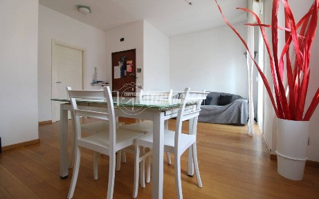 Trilocale via MEDAGLIE D'ORO, Rosta Nuova, Reggio Emilia