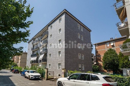 Trilocale via Selvapiana 3, Ospedale - Villaggio Manenti, Reggio Emilia