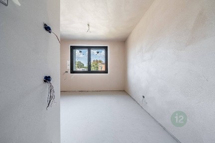 Trilocale viale Cesare Battisti 1, Centro, Correggio