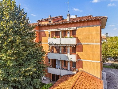 Appartamento buono stato, secondo piano, Ospizio - San Maurizio, Reggio Emilia