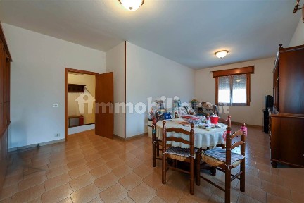 Reggio Emilia, Marmirolo - Bagno, Via Maccagnano, 13
