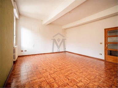 Reggio Emilia, Centro Storico, VIA BERTA, 6