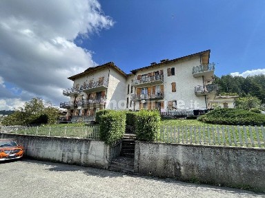 Trilocale buono stato, secondo piano, Felina, Castelnovo Ne' Monti