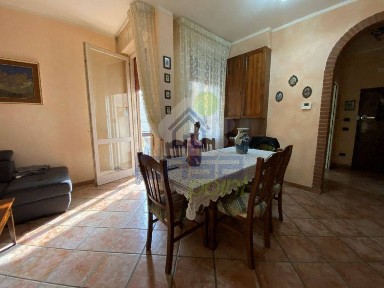 Trilocale via felice montanari, Centro, Boretto
