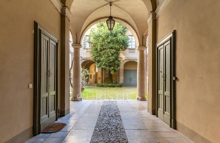 Appartamento via Ludovico Ariosto 4, Centro Storico, Reggio Emilia