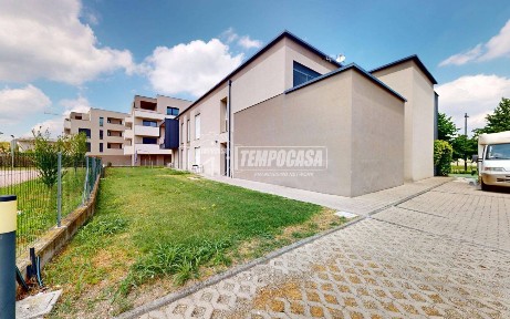 Trilocale via Vittorio Veneto 25/A, Centro, Reggiolo
