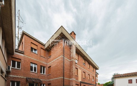 Trilocale viale Martiri della Libertà 14, Centro, Scandiano
