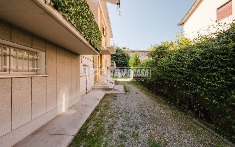 Trilocale viale Vittorio Saltini 58, Centro, Correggio