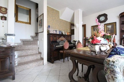 Trilocale via nilde iotti 15, Salvaterra, Casalgrande