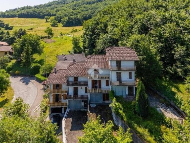Trilocale via Per Minozzo, Minozzo, Villa Minozzo