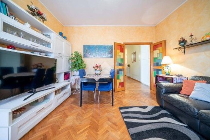 Trilocale viale dei Mille, Rosta Nuova, Reggio Emilia