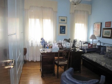 Reggio Emilia, Centro Storico, Viale Monte Grappa