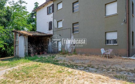 Casina, Via Paullo Banzola, Banzola