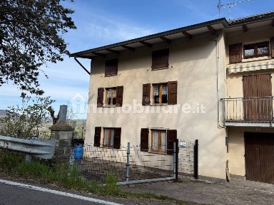 Canossa, Località Borzano