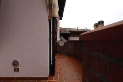 Trilocale via E. de Amicis 4, Roteglia, Castellarano