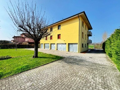 Trilocale via Imperiale Superiore, Lentigione Sorbolo A Mane, Brescello