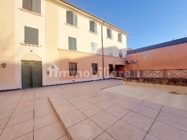 Trilocale via Edmondo De Amicis, Centro, Guastalla