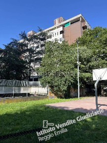 Appartamento all'asta via Paradisi, 8, Reggio Emilia