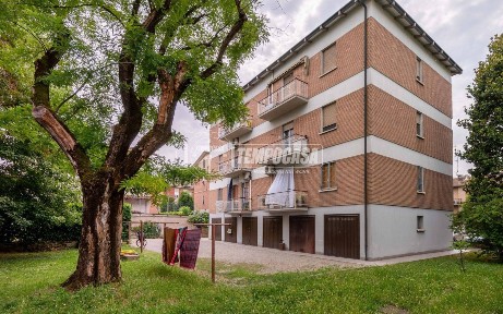Trilocale via Massimo Samoggia, San Prospero - Tribunale, Reggio Emilia