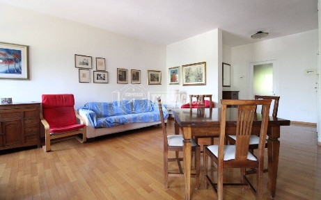Trilocale via VIRGILIO, Rosta Nuova, Reggio Emilia