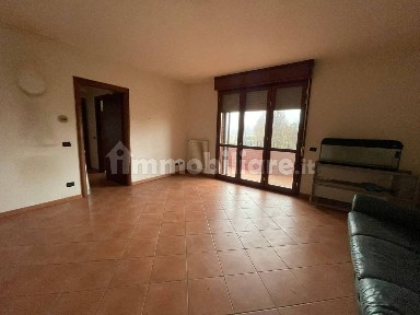 Trilocale via Luigi Settembrini, Buco del Signore - Acque Chiare, Reggio Emilia
