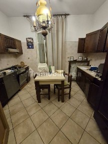 Trilocale buono stato, primo piano, Rosta Nuova, Reggio Emilia