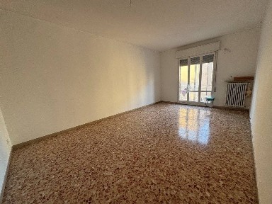 Trilocale via Domenico Francesco Cecati, Ospedale - Villaggio Manenti, Reggio Emilia