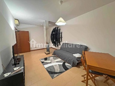 Trilocale via Goffredo Mameli, 11, Ospedale - Villaggio Manenti, Reggio Emilia