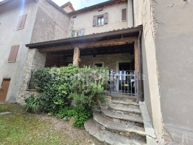 Villa Minozzo, Borgo Forte, 36