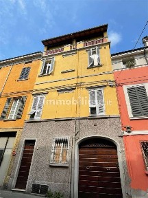 Trilocale via Porta Brennone, Centro Storico, Reggio Emilia