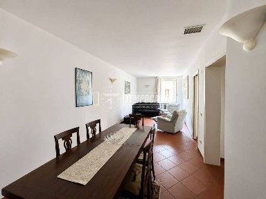 Trilocale buono stato, primo piano, Centro Storico, Reggio Emilia