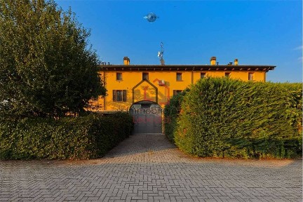 Trilocale viale Resistenza 24/b, Centro, Rubiera