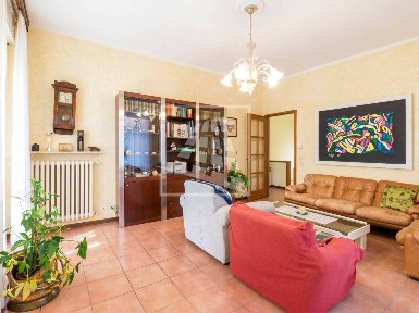 Reggio Emilia, Baragalla - Canalina, Via Alvaro