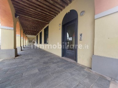 Trilocale via Giosuè Carducci, Centro, Brescello