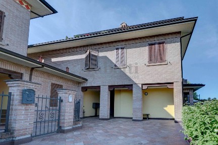 Trilocale via Venezia 301, Centro, Vignola