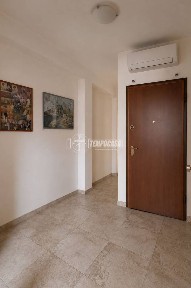 Carpi, Centro Storico, Via Enrico De Nicola, 4