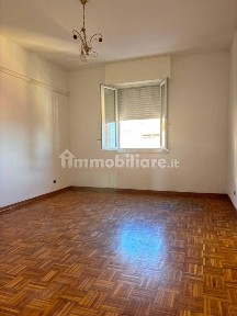 Trilocale viale San Giorgio 8, Centro, Sassuolo