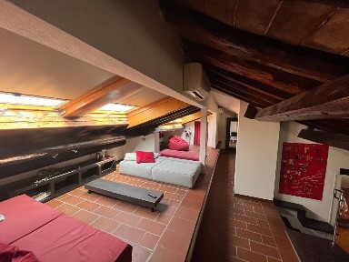Bilocale via San Pietro, Centro Storico, Modena