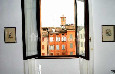 Trilocale via dei Balugola 35, Centro Storico, Modena