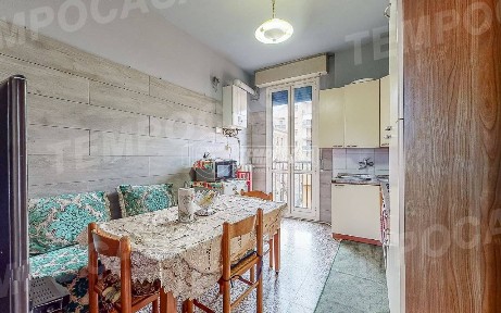 Trilocale via Mario Pellegrini 18, Centro, Vignola