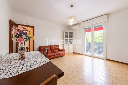 Spilamberto, Via Federico Fellini 6