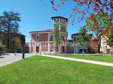 Urbania, Viale Nicasio Nardi, 10