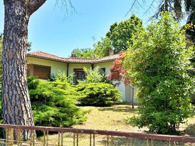 Montelabbate, Via Risara, 1