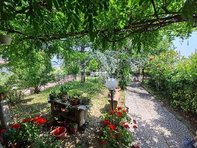 Villa unifamiliare via risara, Montelabbate