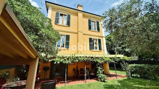Villa unifamiliare, ottimo stato, 256 m², Mare, Pesaro