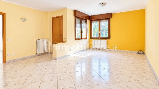 Villa bifamiliare via Villagrande, Mombaroccio