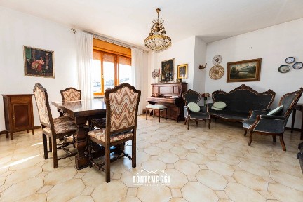 Villa bifamiliare via San Bernardino, 24, Gallo, Petriano