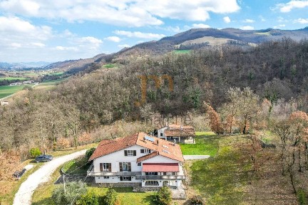 Villa unifamiliare Strada Sant'Andrea in Corona, Mercatello sul Metauro