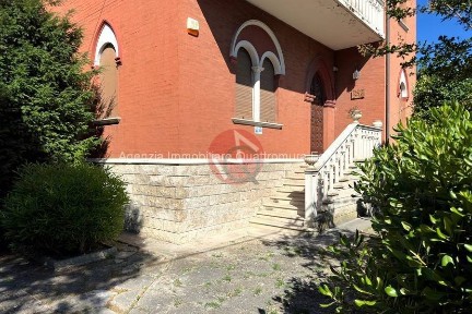 Villa unifamiliare viale cesare rossi, Ospedale, Fano