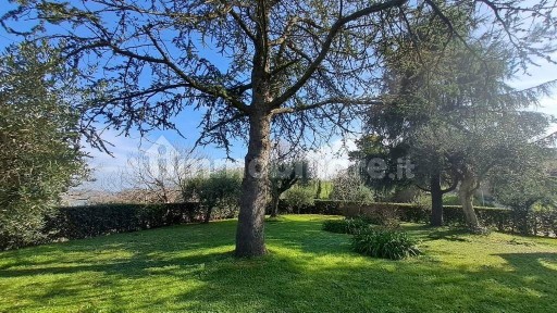 Villa plurifamiliare Località Carignano 8, Fenile - Carignano, Fano